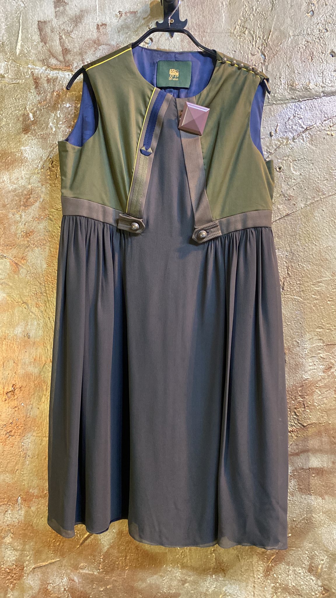 Archive. Firma D-Due. Vestido Seda natural 100%.