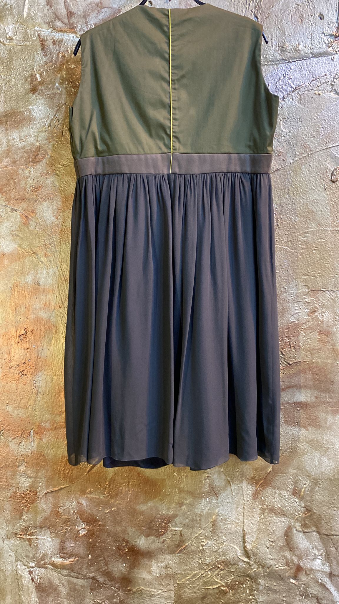 Archive. Firma D-Due. Vestido Seda natural 100%.